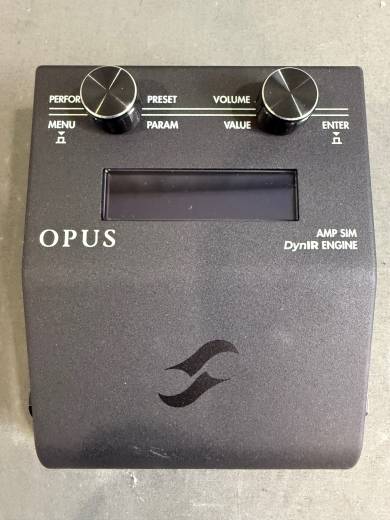 Two Notes OPUS Multi-Channel Amp Simulator And DynIR Engine | Long