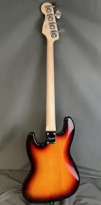 Squier - 037-8602-500 4