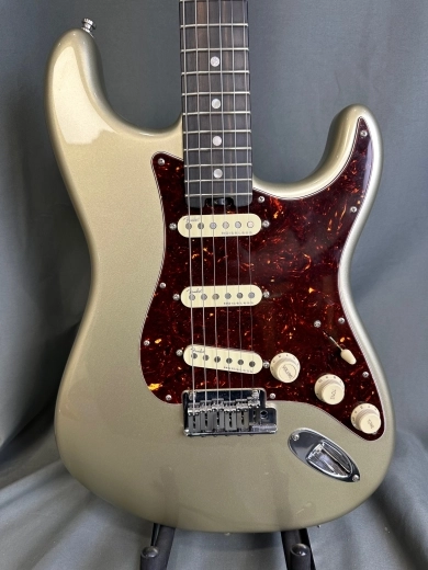 Fender - 011-4001-774 2