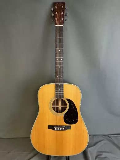 Store Special Product - Martin Guitars - D-28 2017