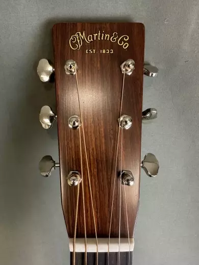 Store Special Product - Martin Guitars - D-28 2017