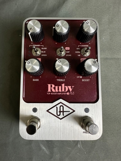 Universal Audio UAFX Ruby '63 Top Boost Amplifier Pedal Universal Audio UAFX Ruby '63 Top Boost Amplifier Pedal