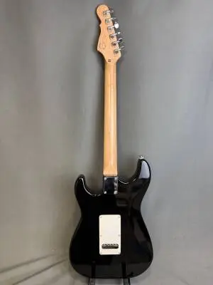 G&L Tribute Series Legacy Strat 2