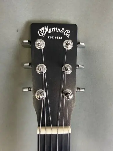 Martin Guitars - DJR-10E 2