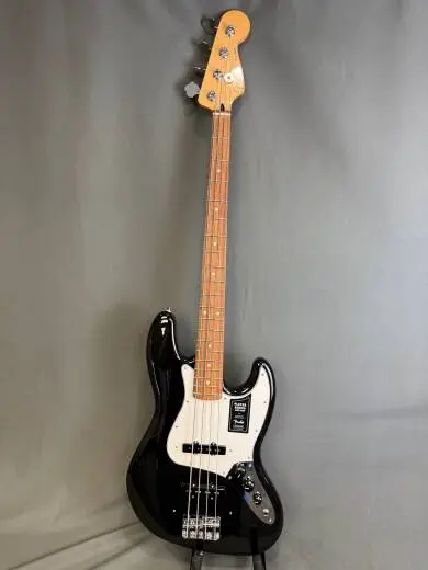FENDER PLAYER J-BASS P.F BLACK