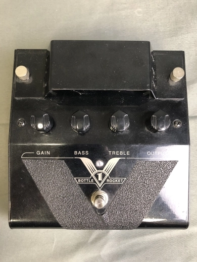 MESA BOOGIE V1-BOTTLE ROCKET PRE-AMP DISTORTION