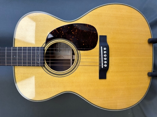 Martin Guitars - 000-28EC 2