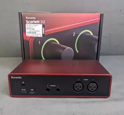 Store Special Product - Focusrite - SCARLETT2I2MK4