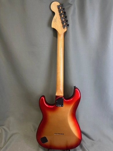 Squier - 037-0235-570 4