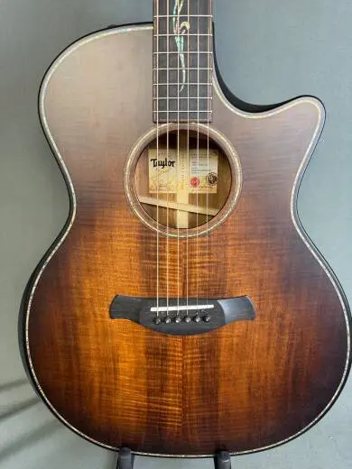 Taylor Guitars - B.E. K24CE V1 2