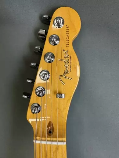 Fender - 011-3942-706 3