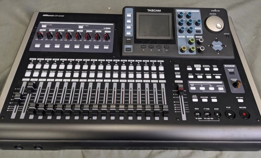 Tascam - DP-24SD