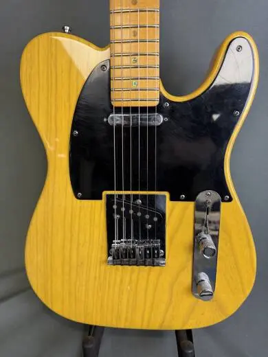 FenderAmerican Deluxe Ash Telecaster - 10-1702-750 2