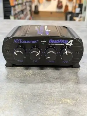 ART Pro Audio - HEADAMP4
