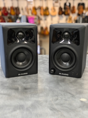 M Audio Av 32 M-Audio AV32 Compact Desktop Monitors (Pair) Long