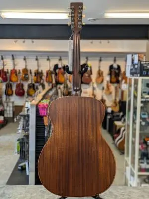 Martin Guitars - 000-15M SM 2