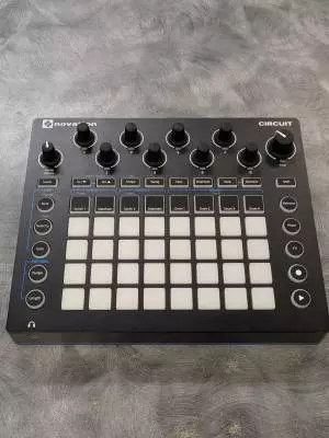 Novation - CIRCUIT 2