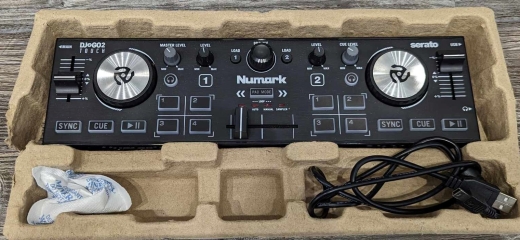 Gear Hunter | Numark - DJ2GO2 TOUCH