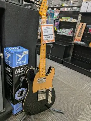 Squier - 037-4049-506 2