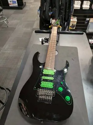 Ibanez - UV70PBK 2