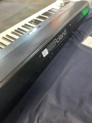 Roland - FP-90X-BK 2