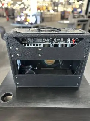 Fender - 217-2000-000 2