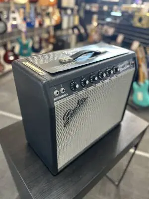 Fender - 217-2000-000 2