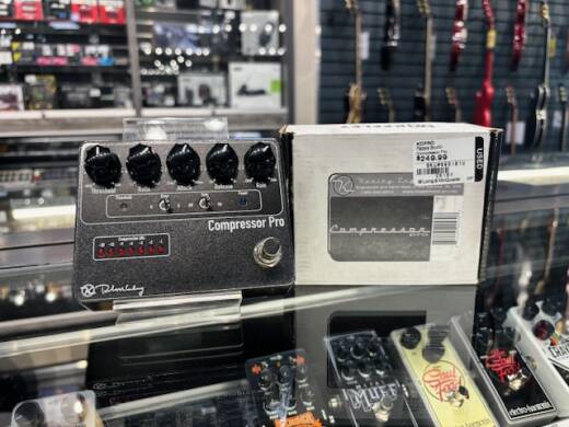 Keeley Studio Compressor Pro Pedal | Long & McQuade