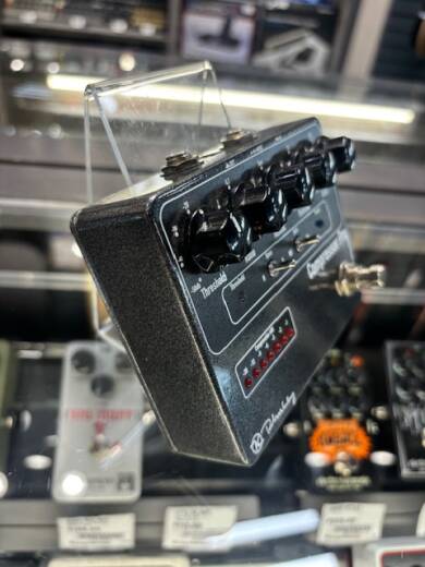 Keeley Studio Compressor Pro Pedal | Long & McQuade
