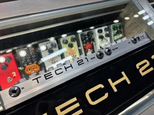 Tech 21 - T21-FL5-V2 2