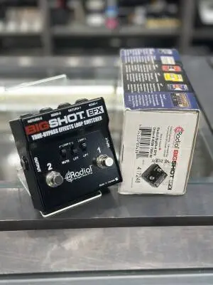 Store Special Product - Radial - R800 7204