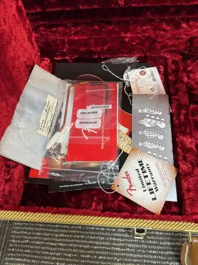 Fender - 17-0182-703 2