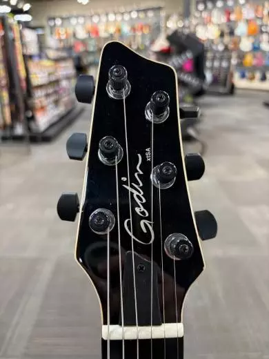 Godin Guitars - G41497 2