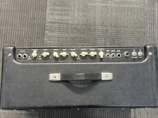 Fender - 223-1200-000 2