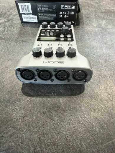 Zoom - PODTRAK P4 2