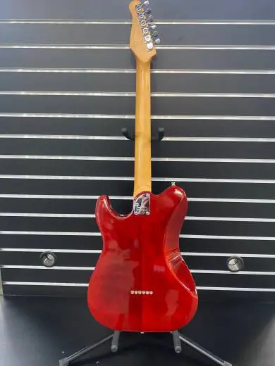 Godin Guitars - G52448 2