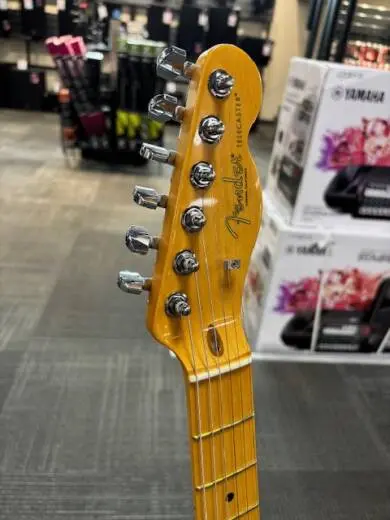 Fender - 011-3942-763 2