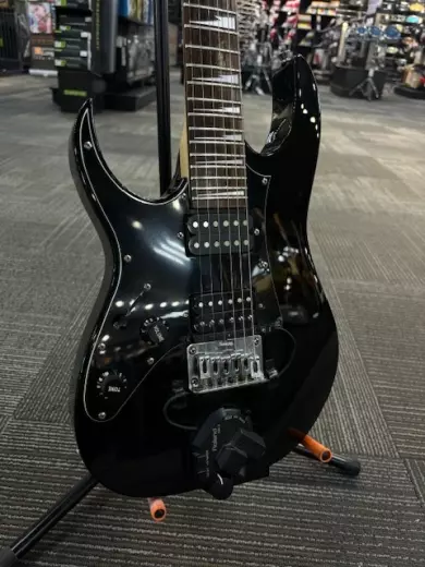 Ibanez - GRGM21BKNL + BOSS GK-3