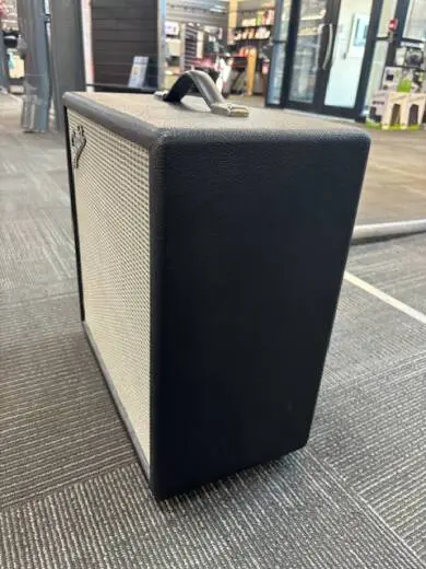 Fender - 222-3200-000 2