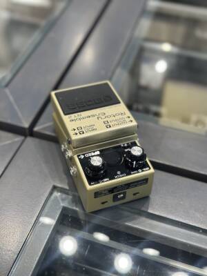 BOSS Rotary Ensemble Pedal | Long & McQuade