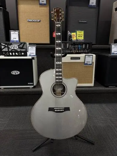 Godin Guitars - G53360