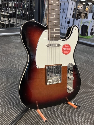 Squier - 037-4040-500 3