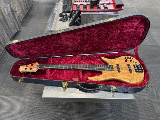 Fodera Monarch Deluxe 4 string Custom 2