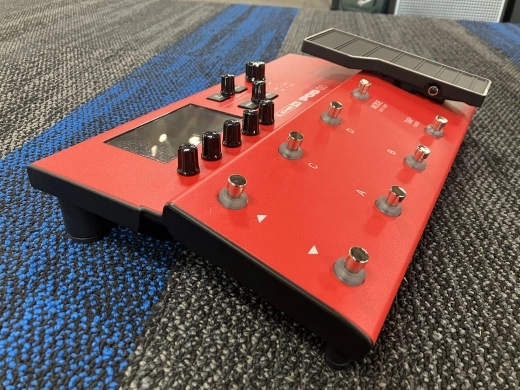 Line 6 - POD GO LTD RED 2