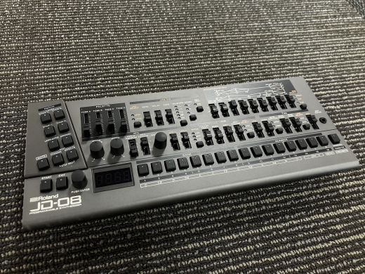 Gear Hunter | Roland - JD-08