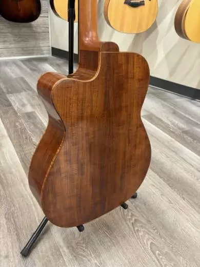 Daniel Kelly OM Cutaway w/ Case 2