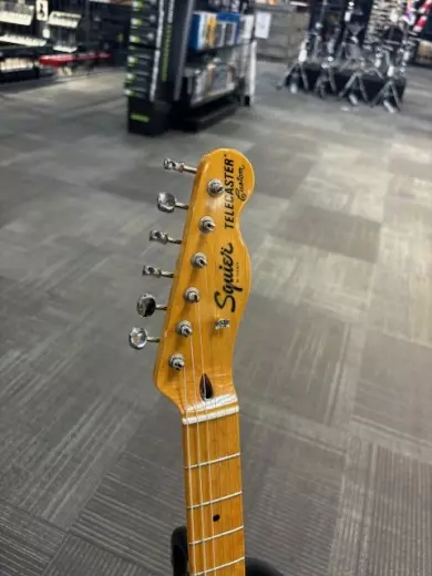 Squier - 037-4050-500 3