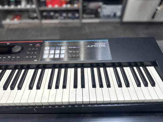 Roland 88 Key Synthesizer W/Phrase Pads | Long & McQuade