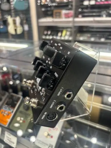 Source Audio - SA260 2