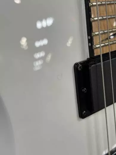 ESP LTD M-1000M SNOW WHITE 2